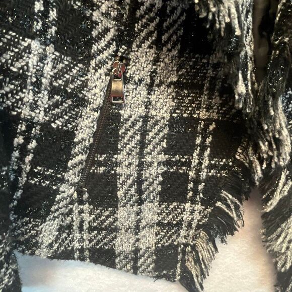 TAHARI Blazer Women’s Size 14 Black White Plaid Tweed Open Front Fringe Cropped - Picture 4 of 10